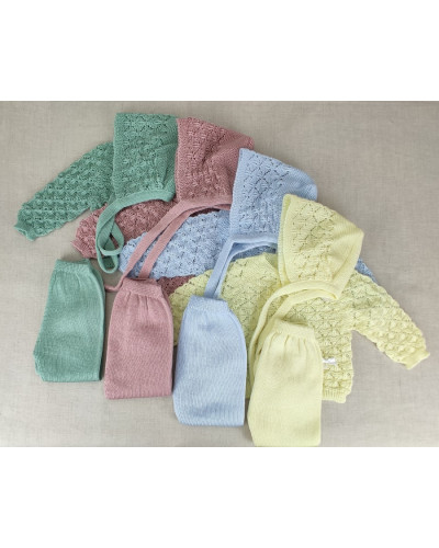 Conjunto polaina hilo con capota